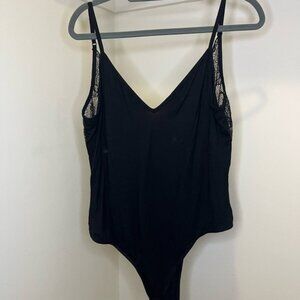 SHEIN Curve Black Lace Detail Bodysuit